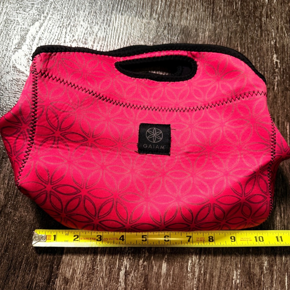 Gaiam Lunch Tote Bag Pink Geometric Floral Insulated Neoprene Zipper